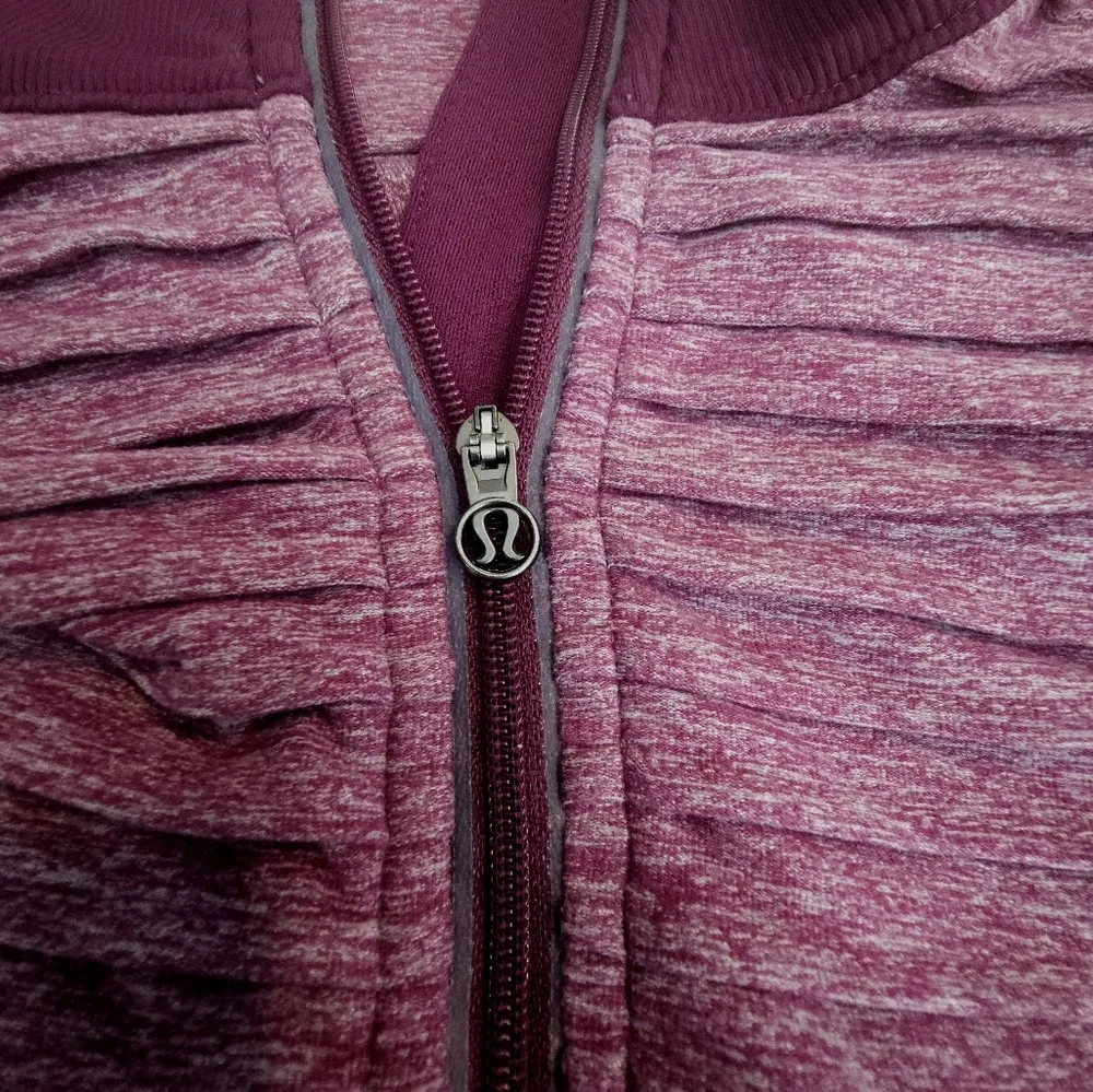 Lululemon Run Your Heart Out Half Zip Pullover Sweatshirt Heathered Plum 8